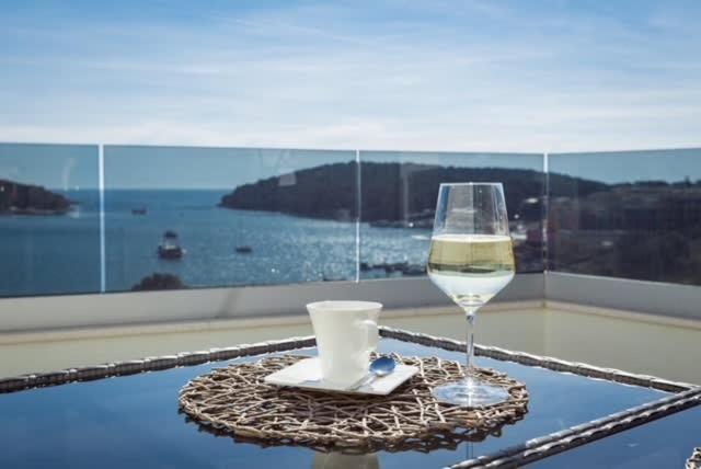 Luxury Apartment Anto With Sea View And Balcony Баньоле Екстер'єр фото