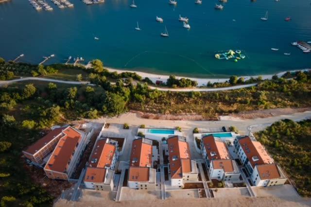 Luxury Apartment Anto With Sea View And Balcony Баньоле Екстер'єр фото